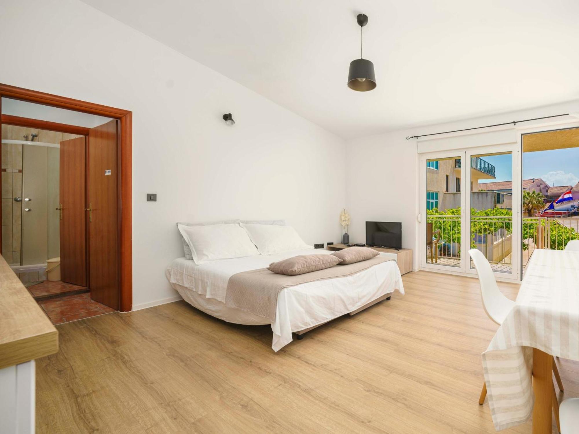 Apartments Vitis - City Centre - Free Parking ヴォディツェ エクステリア 写真